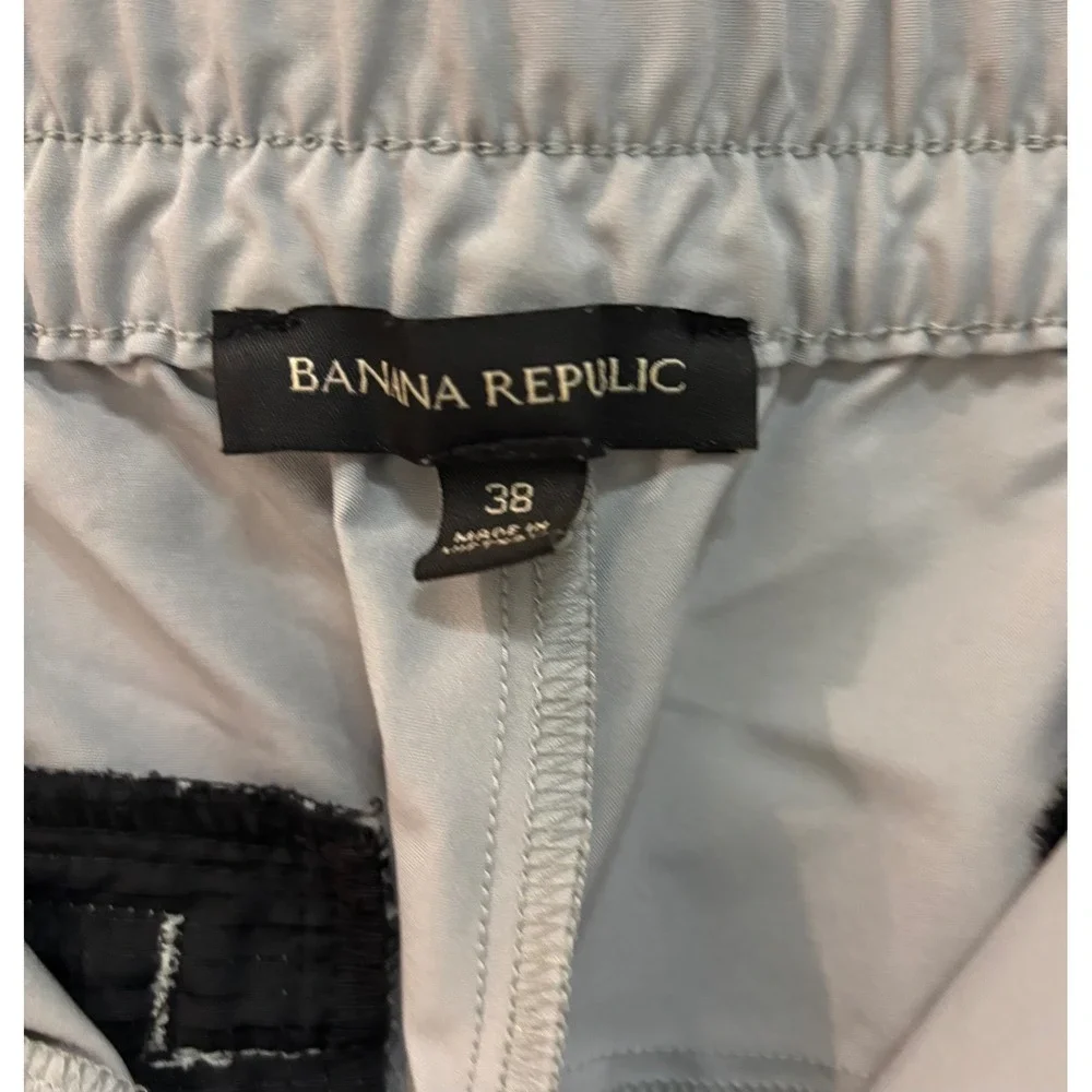 Banana Republic Men's Gray Jogger Pants Size 38 Polyester Casual Comfort Golf‎